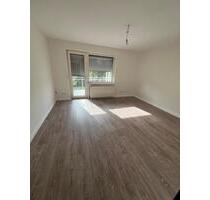 Renoviert, sonnig und hell,3 Zimmer mit Balkon und Stellplatz hat