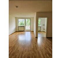 Helle 2-Zimmer-Wohnung mit Balkon in Dresden-Friedrichstadt