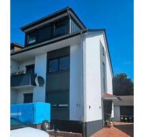 4 Zimmer Wohnung über 2 Etagen & Balkon & EBK,nähe Golfplatz - Bremen Blumenthal