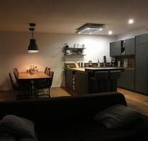 Neuwertige 3- Zimmer Wohnung mit Penthouse-Charakter - Oberdischingen