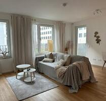2 Zimmer Wohnung frei ab sofort, EBK, Balkon, neu und hochwertig - Schönefeld