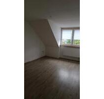 2,5 Zimmer Dachgeschoss Wohnung - Duisburg Beeck