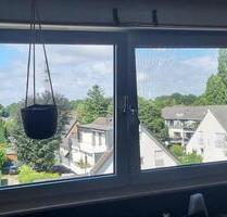 2-Zimmer DG-Wohnung im Zentrum von Dinslaken Hiesfeld von privat