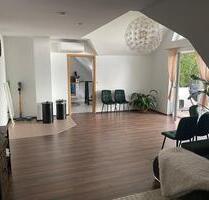 3 Zimmer Helle DG Wohnung, BJ. 2007 ruhige Lage! - Mainaschaff