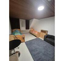 Montörzimmer zu vermieten - 400,00&nbsp;EUR Kaltmiete, ca.&nbsp; 60,00&nbsp;m&sup2; in Bruchmühlbach-Miesau (PLZ: 66892)