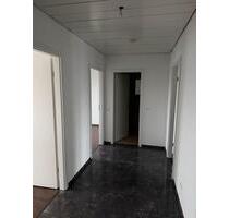 !!! Komplett Renovierte 3-Zimmer Wohnung inkl. TG-Stellplatz !!! - Essen Stadtbezirk III