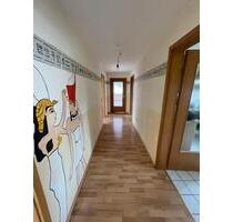Große 3-Zimmer Wohnung im DG - 700,00 EUR Kaltmiete, in Donaueschingen (PLZ: 78166)
