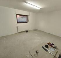 Souterrain mit Renovierungsbedarf – Mietfrei starten möglich - Köln Chorweiler