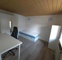 WG Zimmer möbliert - 370,00 EUR Kaltmiete, in Siegen (PLZ: 57078) Dillnhütten