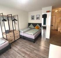 Wohnung Zimmer Möbliert WG für Firmen bis 8 Betten - Fürth Südstadt