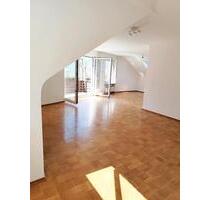 Lichtdurchflutete 3,5 Zimmer Wohnung in Top Lage, Stuttgart Süd