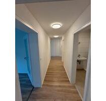 Kernsanierte 4-Zimmer Wohnung mit neuer EBK & 2x Balkon - Heilbronn Neckargartach