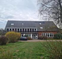 schöne 4 Zimmer Wohnung in bester Lage mit Balkon - Seevetal