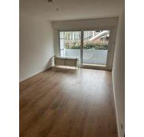 Erstbezug nach Sanierung: ansprechende 2-Zimmer Wohnung. - Krefeld Benrad