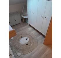 Sonnige 2 12 Zimmer Dachgeschoßwohnung mit Balkon in Weiler - Weiler-Simmerberg