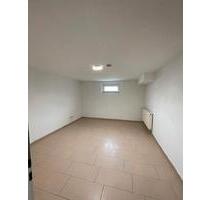 3 Zimmer UG Wohnung ab Sofort Frei Zu Vermieten in Guter Lage ! - Wetzlar Altenberger Straße