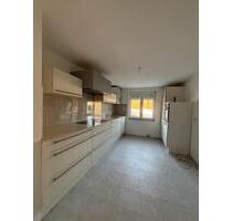 Großzügige 4-Zimmer Wohnung mit EBK und Balkon bei Kirchheim Teck - Ohmden