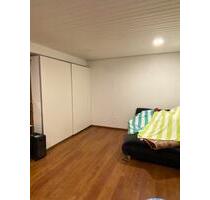 - 8 zimmer möblierte WG. Top lage in stuttgart