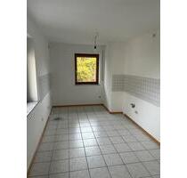4 Zimmer Wohnung mit zwei Bädern - Würzburg Heuchelhof