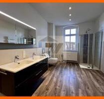 Modernes Wohnen am Geraer-Reußpark! Große 4 Zimmer Wohnung mit Balkon!