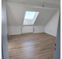 4 Zimmer Dachgeschosswohnung am Nützenberg - Wuppertal Brill