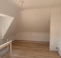 3 Zimmer Maisonette Wohnung mit Balkon und Garten - Mössingen