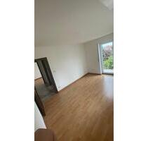 Moderne 4 Zimmer Wohnung zu vermieten! - Kassel Nordshausen