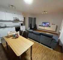 Vollmöbelierte 2,5 Zimmer inkl. EBK und Duschwanne mit Skyline - Hamburg Wandsbek
