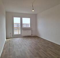 Frisch renoviert 4 Zimmer mit Wannenbad und Balkon 2 NKM geschenkt*! - Leipzig West
