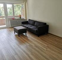 Sonnige, ruhige 1,5 Zimmer Wohnung mit Süd Balkon in Ottobrunn