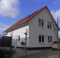 Helle 3 Zimmer EG Wohnung mit EBK, Garten und Terrasse - Bad Gandersheim
