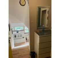 Großes WG Zimmer nahe FU Berlin