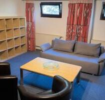 30 m2 möbliertes Souterrain-ZIMMER mit Heizung, Strom, Warmwasser - Berlin Reinickendorf