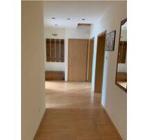 3 Zimmer DG Wohnung Ronnenberg Bestlage Zentrum inkl. Stellplatz