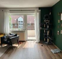 Wohnung zu vermieten 2 Zimmer Küche Bad Balkon ab 01.07.25 Lage