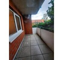 3 Zimmer wohnung mit Balkon - 9,00 EUR Kaltmiete, ca.  81,00 m² in Lehrte (PLZ: 31275)