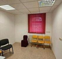 Zimmer zu vermieten - 300,00 EUR Kaltmiete, ca.  24,00 m² in Reichenbach im Vogtland (PLZ: 08468)