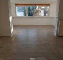 4 Zimmer Wohnung - 1.300,00 EUR Kaltmiete, in Stein (PLZ: 90547)