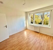 Charmante 2 Zimmer Wohnung mit grüner Aussicht - Magdeburg Leipziger Straße