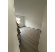 3 Zimmer Wohnung in Neuss Ecke Düsseldorf Heerdt Komplett Saniert