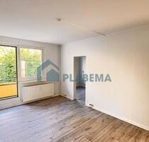 2- Zimmer Wohnung im Hochparterre mit Balkon, es wird eine neue Einbauküche installiert - Schwerin Gartenstadt