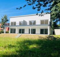 Erstbezug-Neubau! 4-Zimmer Maisonettewohnung in gehobener Siedlungslage am Waldrand! - Mainburg