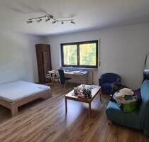 1 Zimmer in 4er Wohngemeinschaft ab sofort bzw. 01.09.2025 - Erlangen Bruck