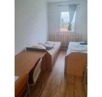 Zimmer zur Untervermietung Room for sublet - Freiberg