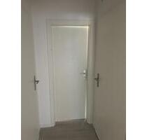23 Zimmer Wohnung, Vor-Ort vor Sünching