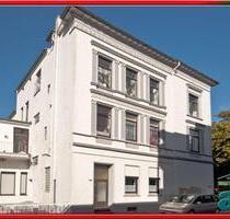 ais-GmbH bietet an: Renovierte 4 Zimmer Wohnung in der Südstadt. - Wilhelmshaven