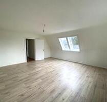 Sonnige 2 Zimmer Wohnung - 700,00 EUR Kaltmiete, ca.  61,00 m² in Seevetal (PLZ: 21217) Hagolt
