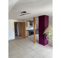3 Zimmer Dachgeschoss Wohnung 84qm mit Bad Dusche - Schwäbisch Hall