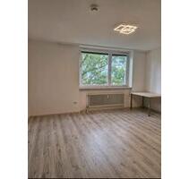 Neue renovierte 1-Zimmer Wohnung - Fürth Südstadt