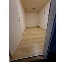 WG Zimmer in Tuttlingen - 550,00 EUR Kaltmiete, ca.  30,00 m² in Tuttlingen (PLZ: 78532)